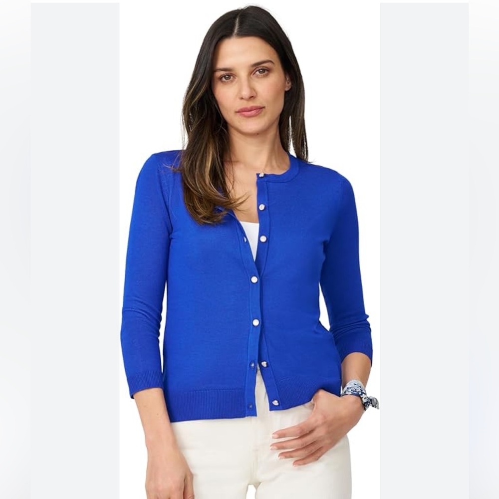 The limited Royal Blue Button up Textured Cardigan size M